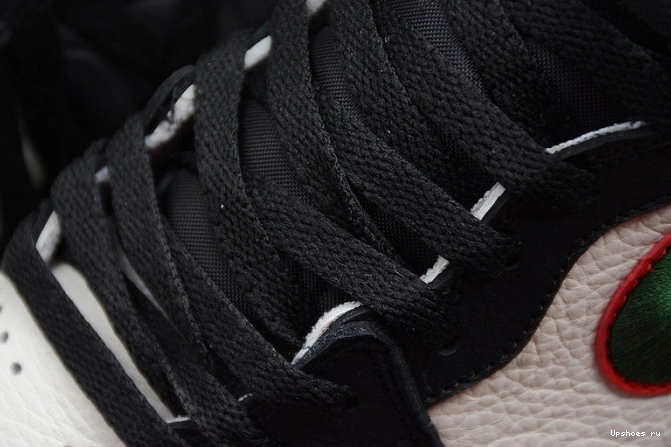 1 555088-015 High Is Illustrated Sports Retro (A Star Jordan Born) 0215